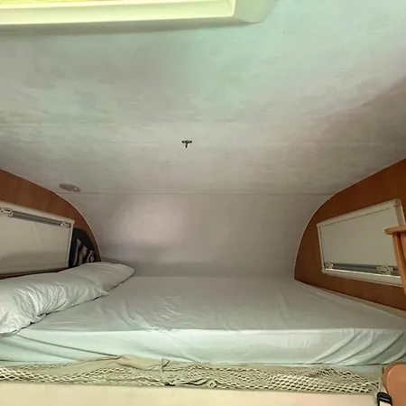 Camper In Sorrento With Pool & Access 营地 *