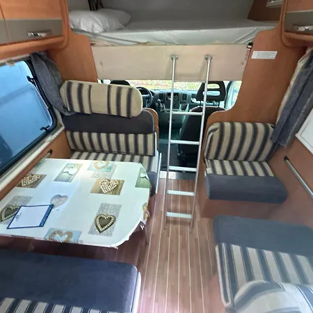 Camper In Sorrento With Pool & Access Kamp alanı Roma