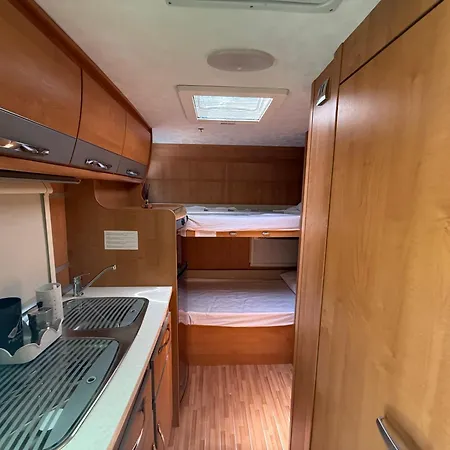 Camper In Sorrento With Pool & Access Kamp alanı Roma